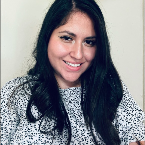 Meet your Posher, Sharin - Picture 1 of 1